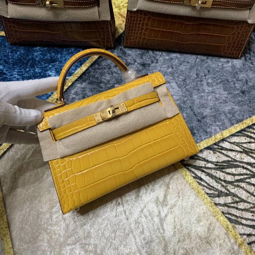 Kelly Crocodile-Embossed Cow Leather-19